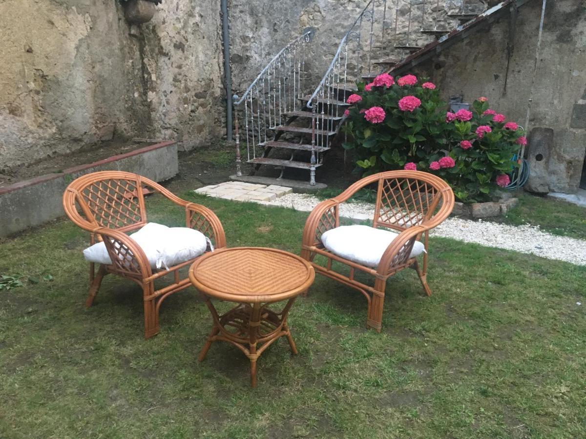 Un Dimanche Chez Julie Chambre Leontine Parthenay Kültér fotó